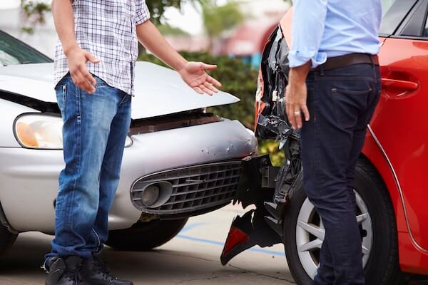 When to Call a Lawyer for a Car Accident