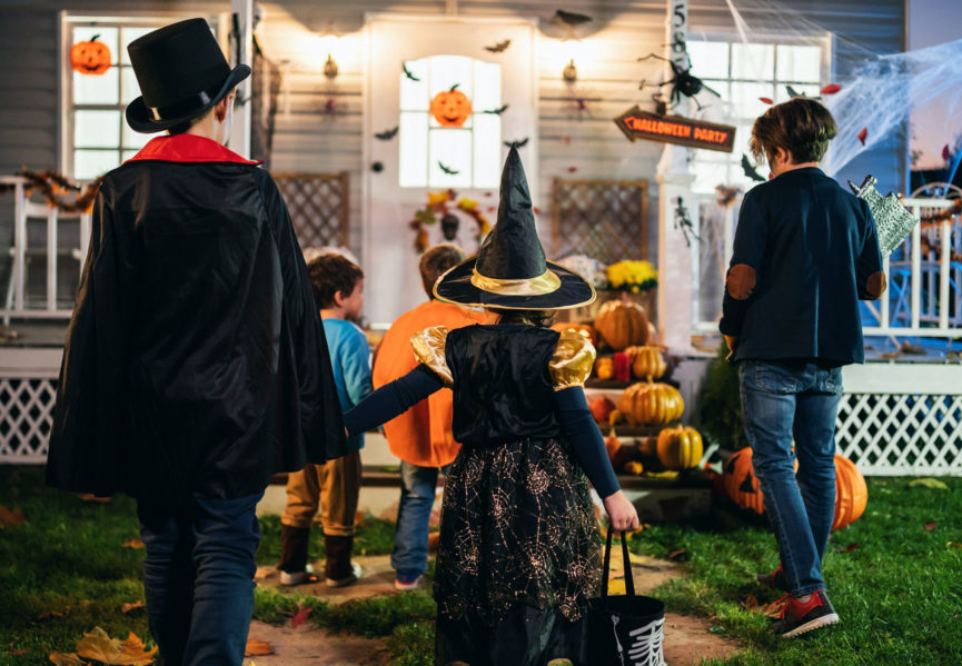 trick-or-treat-halloween-night-pedestrian-accidents