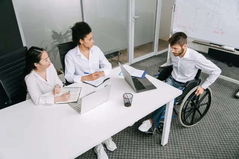 Los Angeles disability discrimination lawyer explaining workplace rights to an employee